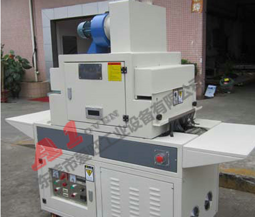 A1-1252 點(diǎn)膠固化UV機(jī) A1-1252 點(diǎn)膠固化UV機(jī)